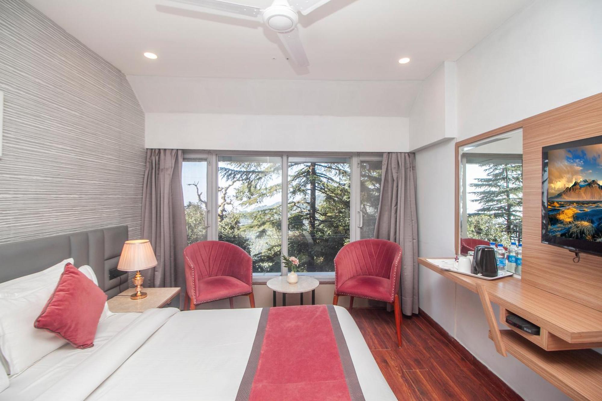 Hotel Amritara Surya, Mcleodganj, Dharamshala Exterior foto